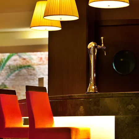 Turim Iberia ホテル 4*