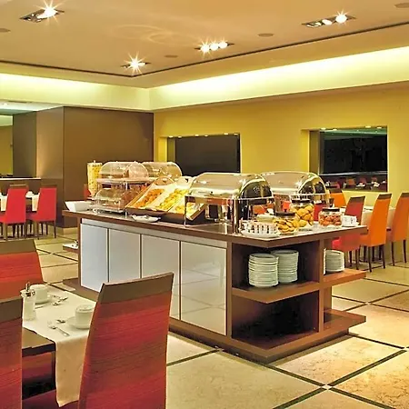 Turim Iberia Hotel 4*