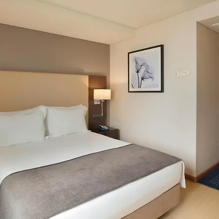 Turim Ibéria 4* Lisboa